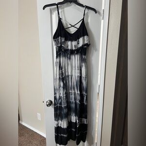 American Eagle Outfitters Monochrome Maxi Dress